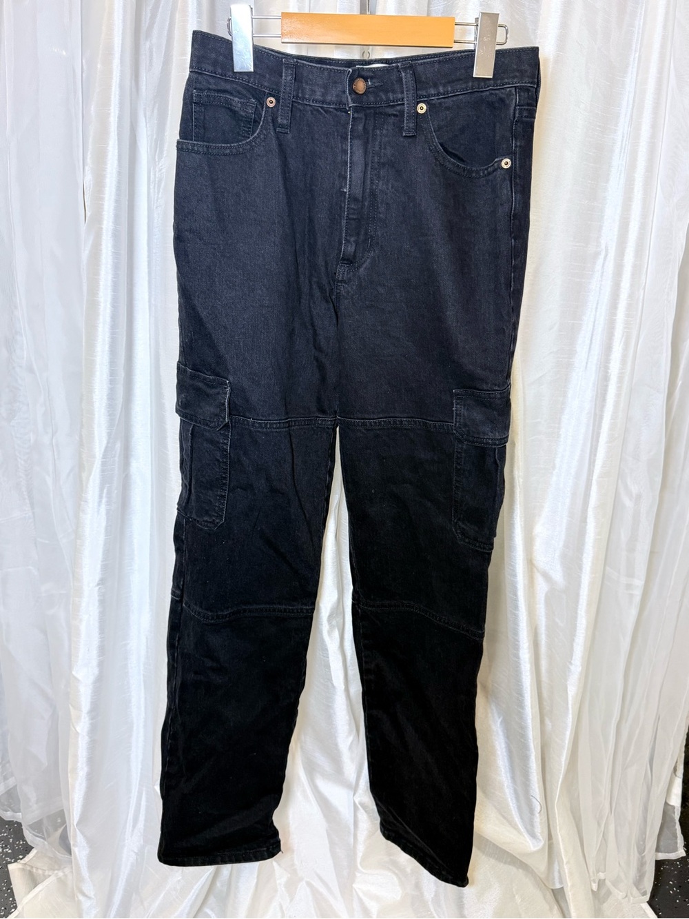 Universal Thread Black Cargo Pants with Utility Pockets